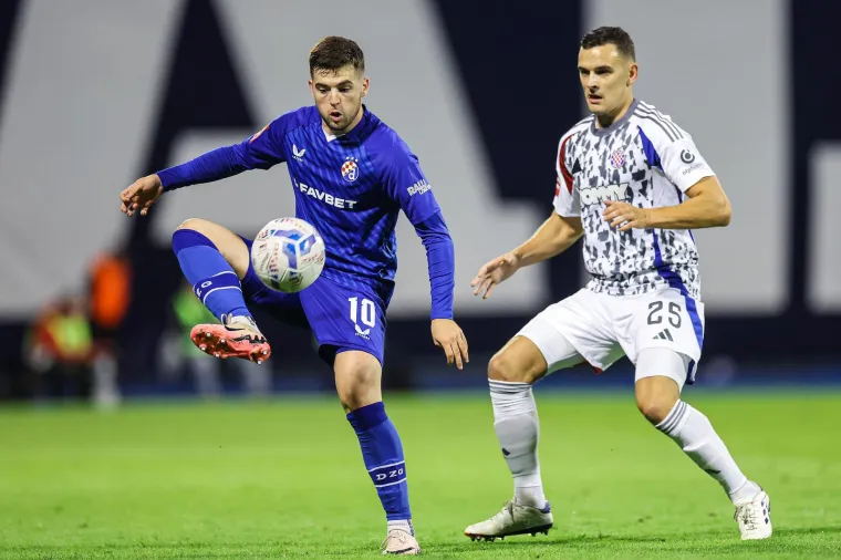 Prvi derbi ove sezone kroz oko fotoreportera: Sijeva na sve strane