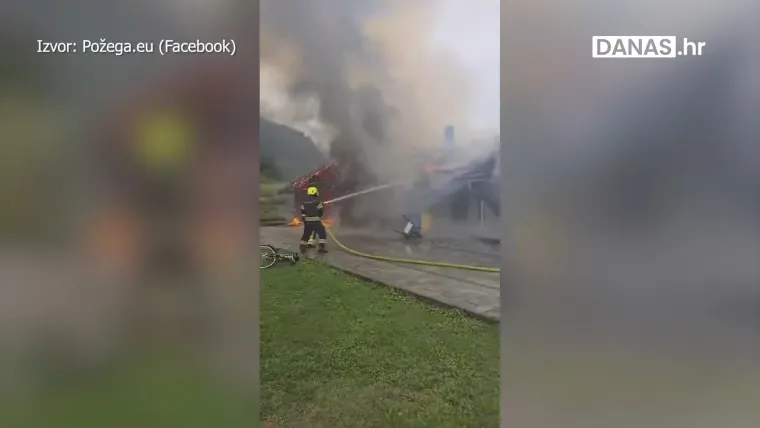 Golema buktinja kraj Požege, vatrogasci branili kuću od plamena