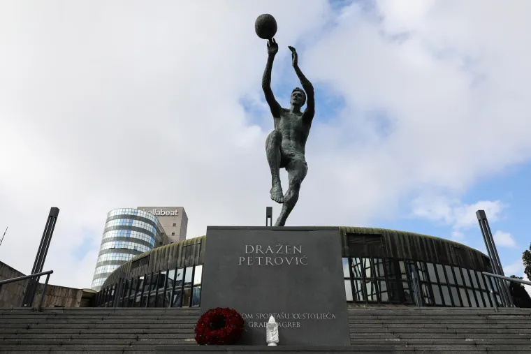 Petrović je imao 28 godina u trenutku tragične prometne nesreće