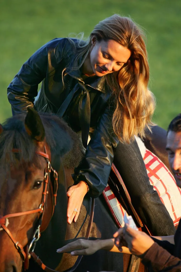 Bila je najveća zvijezda 90-ih, biv&scaron;i ju je izbacio na ulicu: Evo kako se mijenjala Vlatka Pokos