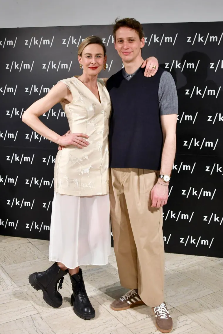 Domaći glumci se okupili u ZKM-u, a svi su gledali novi imidž Bojane Gregorić Vejzović