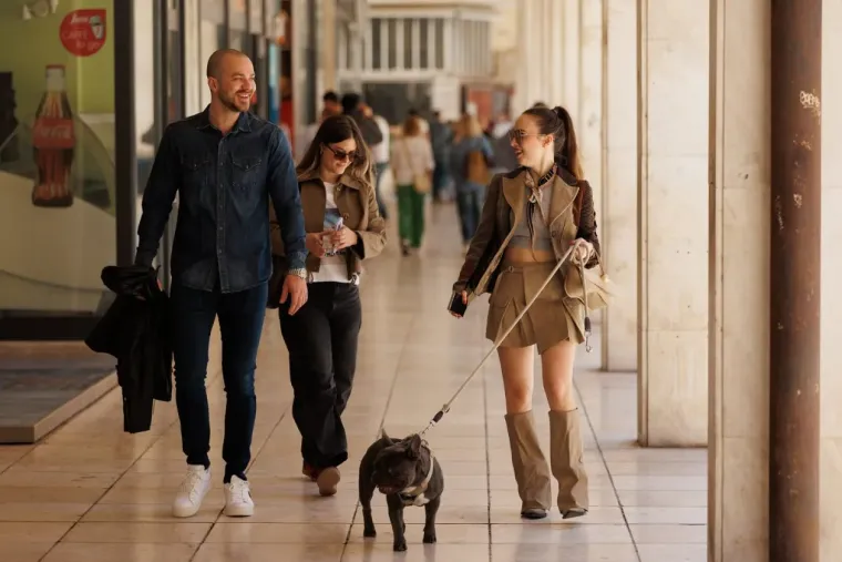 Ovo se ne viđa svaki dan: Tetovirane djevojke, minice i duge noge, pogledajte najbolje kombinacije