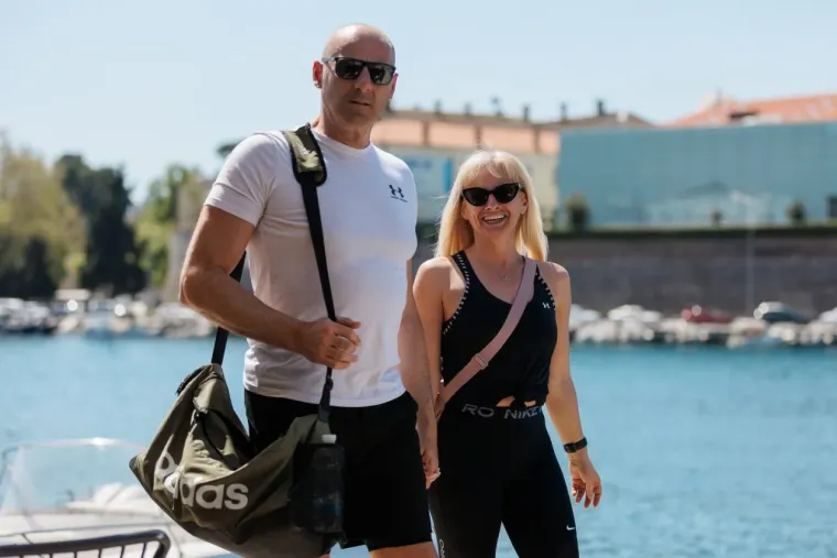 Ovo se ne viđa svaki dan: Tetovirane djevojke, minice i duge noge, pogledajte najbolje kombinacije