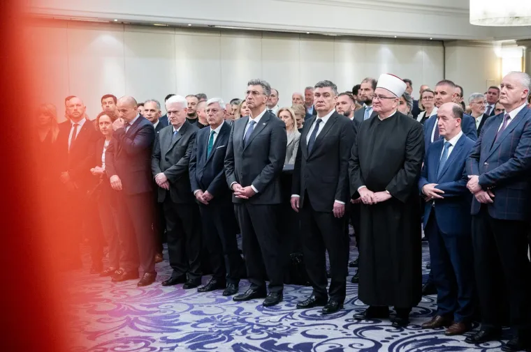 Pogledajte susret Milanovića i Plenkovića: Na&scaron;e kamere snimile neugodnjak u Sheratonu