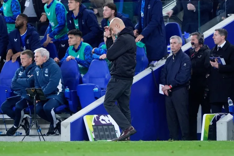 Pep Guardiola u očaju: Kamera ga snimila u trenucima najveće drame