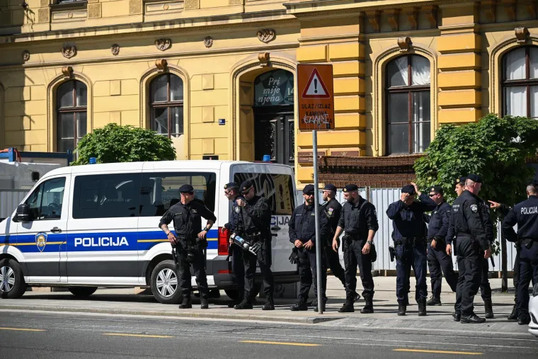 Jake snage na 'Hodu za život' i masa ljudi, a sve oči uprte su na drugo mjesto