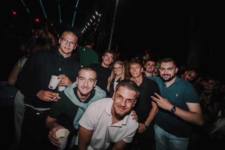 Nepregledno more studenata preplavilo je ovaj vikend 'Savu': Pogledajte nevjerojatne prizore euforije