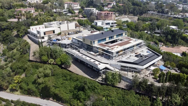 Megacarstvo vrijedno preko 100 milijuna dolara: Pogledajte &scaron;to gradi slavni ko&scaron;arka&scaron;