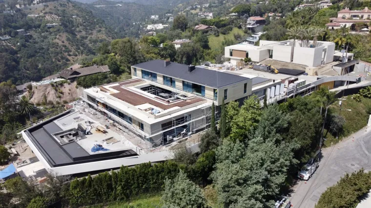 Megacarstvo vrijedno preko 100 milijuna dolara: Pogledajte &scaron;to gradi slavni ko&scaron;arka&scaron;