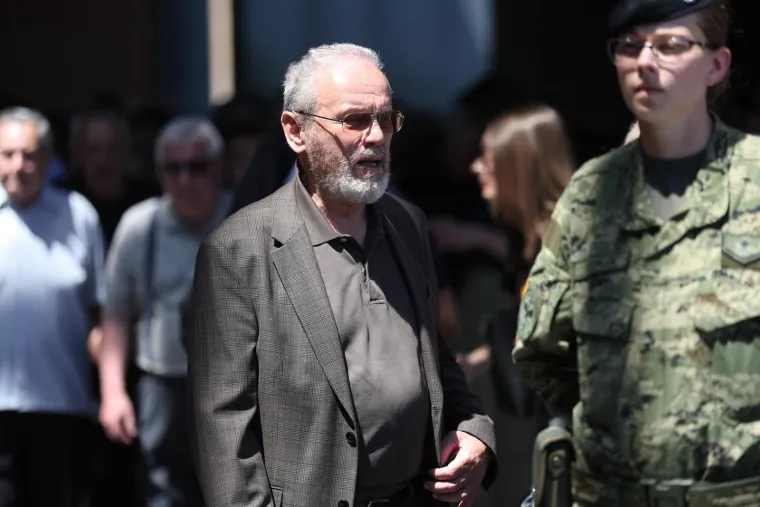 Posljednji ispraćaj Julienne Bu&scaron;ić: Brojni poznati do&scaron;li su se oprostiti