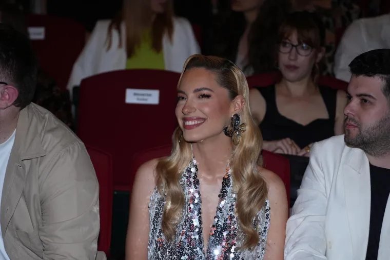 Pogledajte koje su domaće i srpske zvijezde do&scaron;le na dodjelu radijskih nagrada