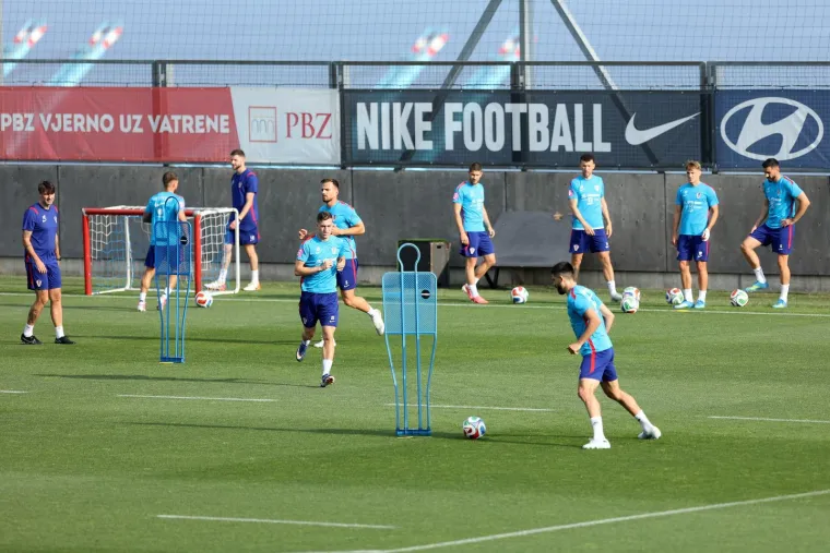 Peri&scaron;ića dočekao neočekivan problem na Rujevici, a evo i kako Vatreni podnose riječke vrućine
