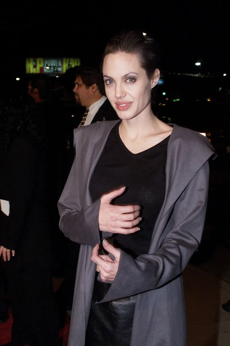 Od lezbijske veze i bočica s krvlju, do 'krađe' muža kolegici: Ovo su hit izdanja Angeline Jolie