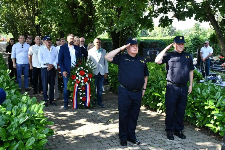 Od Posavine preko Kvarnera do Dalmacije: Poklonili se partizanima, pogledajte ove slike