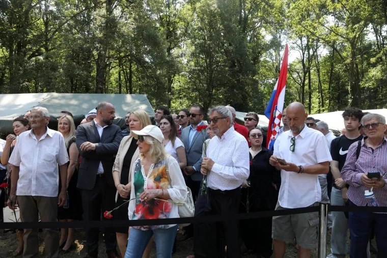 Od Posavine preko Kvarnera do Dalmacije: Poklonili se partizanima, pogledajte ove slike