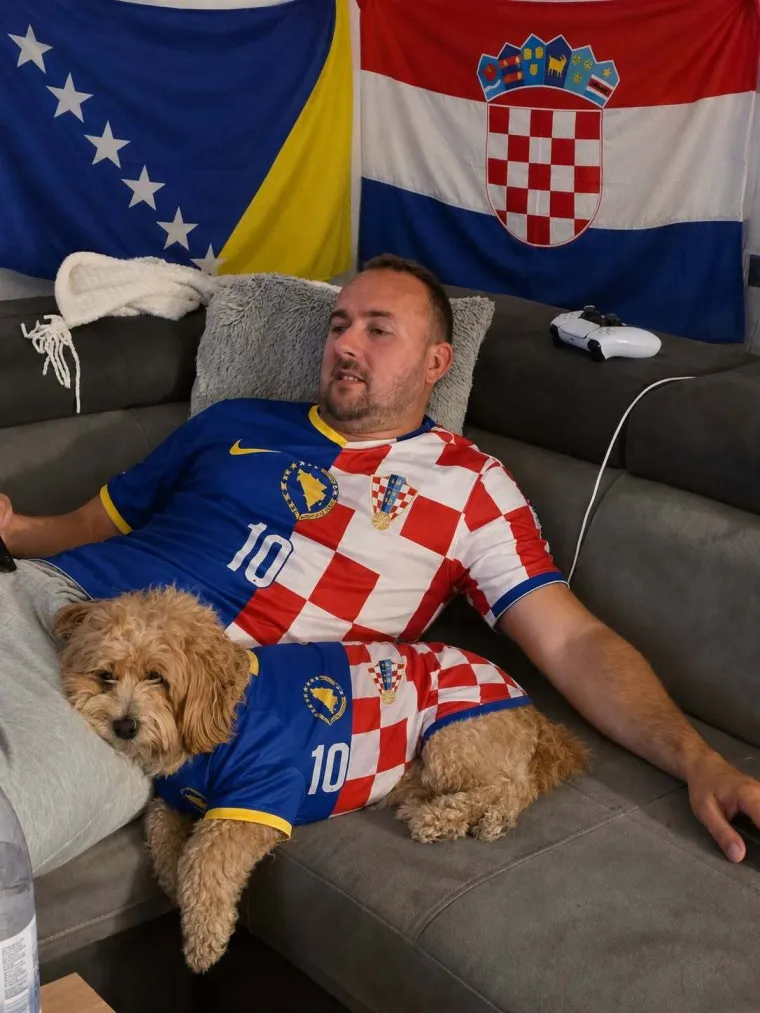 Oni su spremni za tekmu, a vi? Va&scaron;i ljubimci neodoljivi su u bojama Vatrenih
