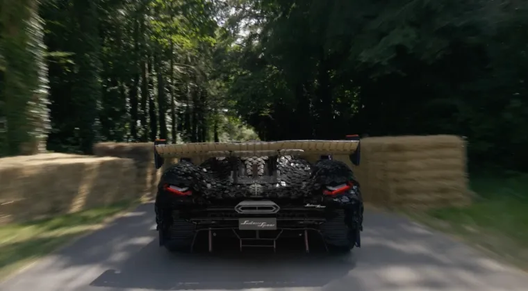 Lego sru&scaron;io svoj rekord! Auto od 327 tisuća kockica postigao brzinu koju nitko nije očekivao