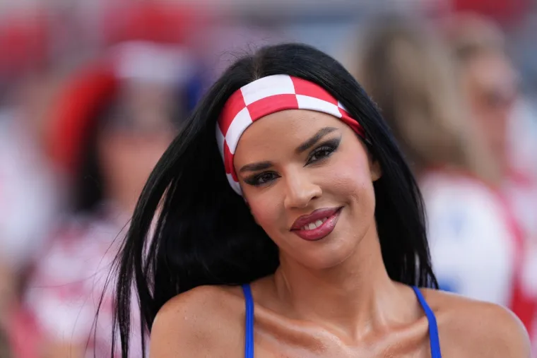 Hrvatski navijači napravili show na stadionu: Uz kockice svi gledali i u Ivanu Knoll