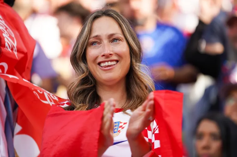 Hrvatice ljepotom, energijom i emocijom privukle pažnju u Torontu: Ivana Knoll podigla atmosferu