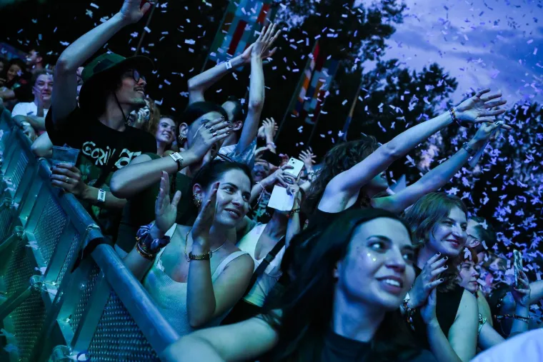 Dame iz prvog reda ukrale show: Ovako je izgledala druga večer INmusic festivala