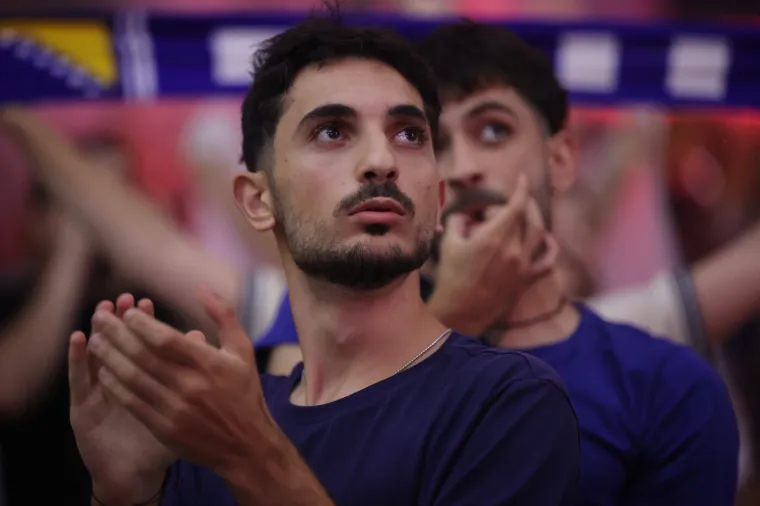 Noć za pamćenje: Ono &scaron;to su Zmajevi uradili pokrenulo je lavinu emocija, pogledajte prizore iz BiH