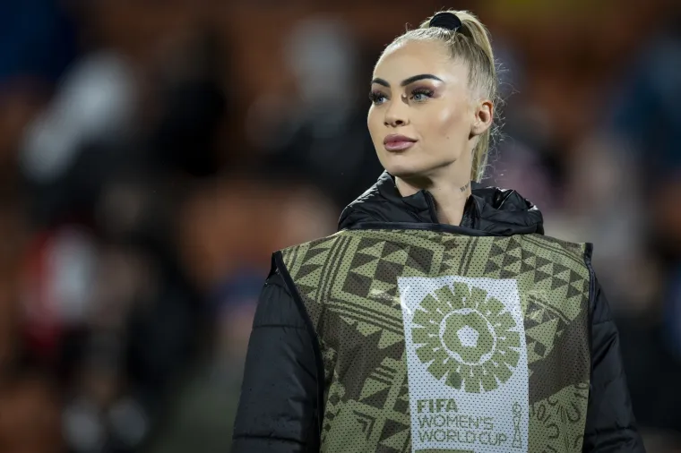 Zaručila se 'najzgodnija nogometa&scaron;ica': Prije ljubavi s &lsquo;Love Island&rsquo; zvijezdom ljubila djevojke