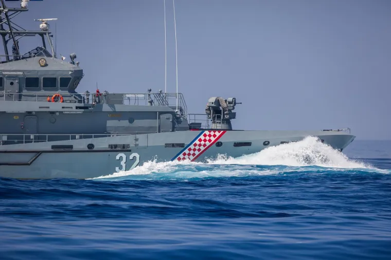 Vi&scaron;e od 3000 vojnika, Rafalei i ratni brodovi: Pogledajte veliku vojnu vježbu na Jadranu!