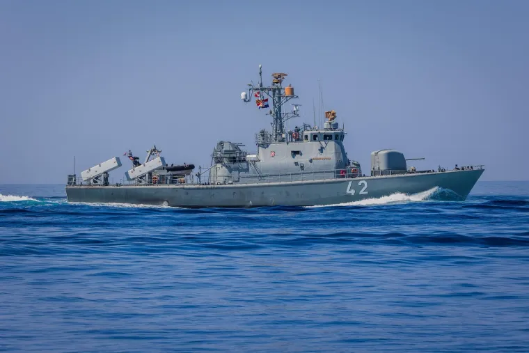 Vi&scaron;e od 3000 vojnika, Rafalei i ratni brodovi: Pogledajte veliku vojnu vježbu na Jadranu!