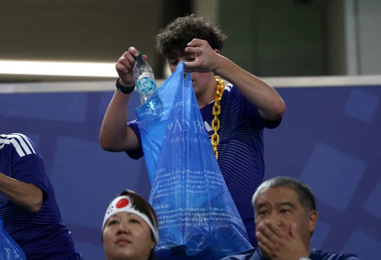 Japan pro&scaron;ao u osminu finala, no svijet priča o onome &scaron;to se dogodilo nakon sučevog zvižduka