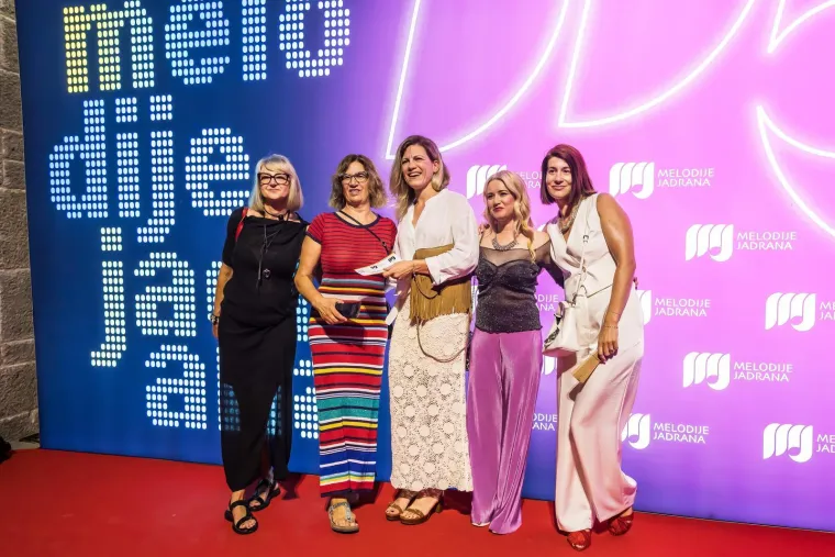Splitska večer prepuna poznatih: Pogledajte tko nije propustio otvorenje Melodija Jadrana