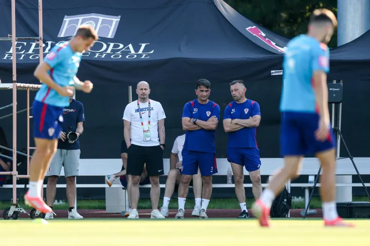 Zagrmilo na treningu: Vatreni imali nevidljivog i opasnog gosta kojeg se svi boje