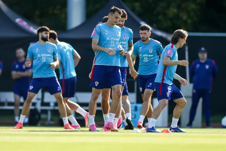 Zagrmilo na treningu: Vatreni imali nevidljivog i opasnog gosta kojeg se svi boje
