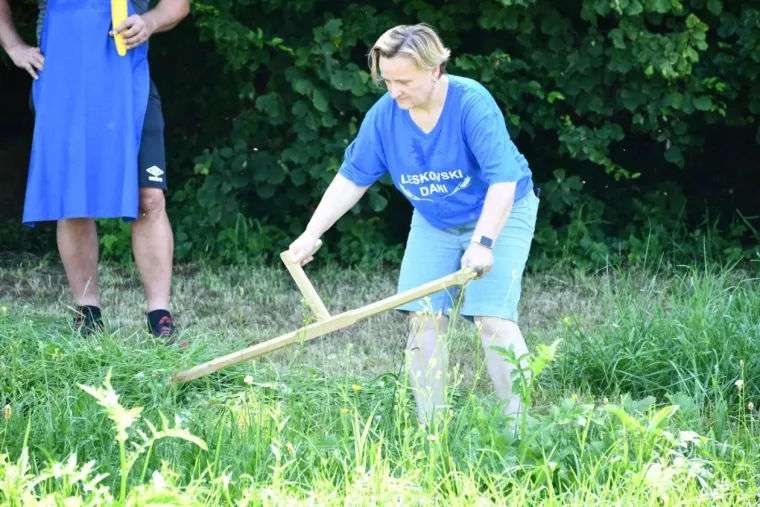Hoblanje, sečkanje korzija, žaganje: Ne znate &scaron;to to znači? Odmorite du&scaron;u i pogledajte