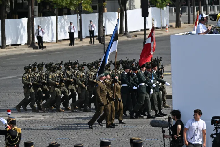 Kakva vojna sila u Parizu! Posebno su moćni hrvatski specijalci, pogledajte ove prizore