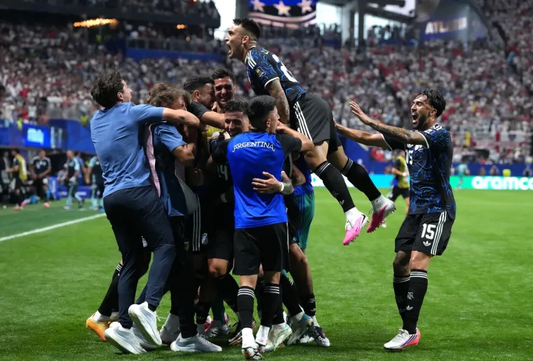 Argentinci žestoko slavili preokret za finale: Zbog spornog transparenta im prijeti kazna