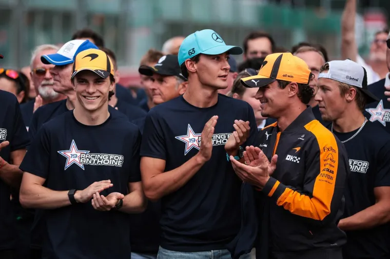 Zvijezde F1 položile cvijeće za poginulog kolegu: Pogledajte tko je do&scaron;ao