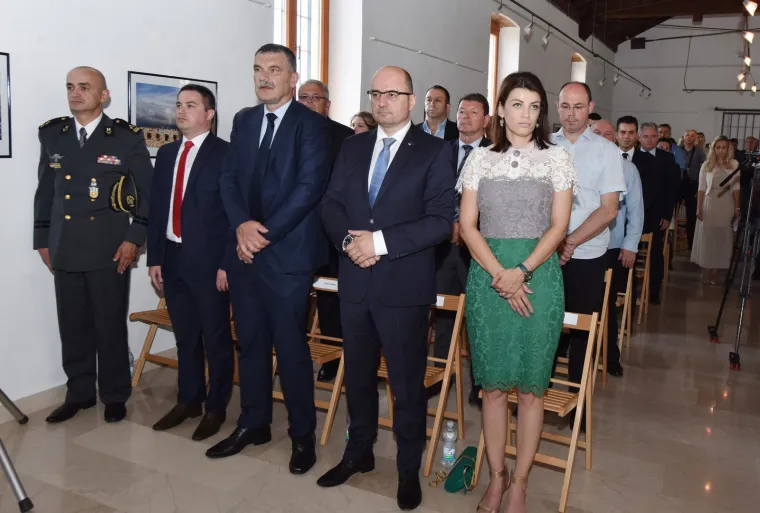 Vladala gradom i odu&scaron;evljavala stilom: Ovo su najpamtljiviji ljetni outfiti 'kninske kraljice'