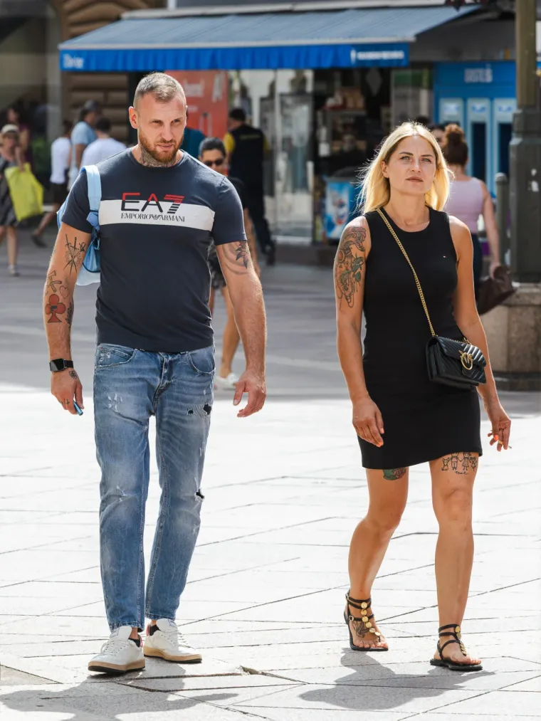 Korzo vrvio prelijepim Riječankama, ali zgodna plavu&scaron;a u crnoj haljini ukrala je svu pažnju