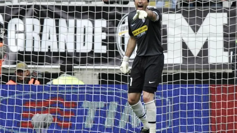 Buffon bi u Englesku