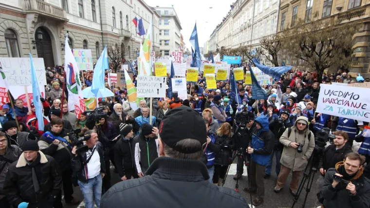 Više od 100.000 Slovenaca u štrajku