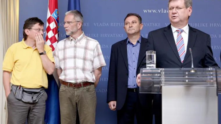 Kaos u Banskim dvorima: Dogovorili se pa odmah i posvađali