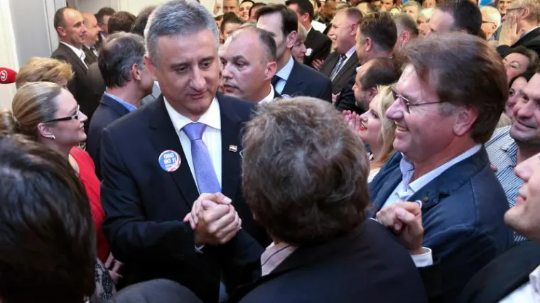 U Zagrebu trijumfirao HDZ, SDP izgubio čak 12 gradova