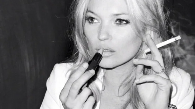 Kate Moss otkrila kako prikriti tragove mamurluka