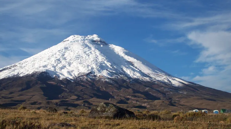Cotopaxi se 'budi': jedan od najviših vulkana na svijetu prijeti erupcijom