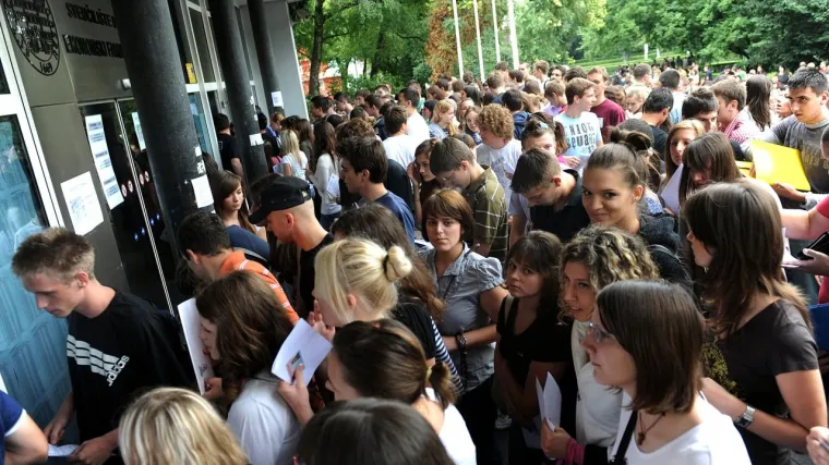 Brucoši većinom upisali željeni fakultet, ali nakon prve godine 27 posto bi promijenilo studij