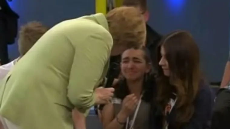 Tužna priča djevojčice koju je rasplakala Angela Merkel