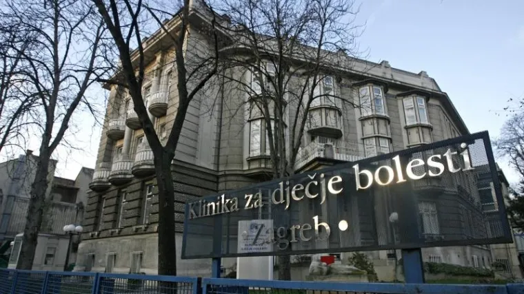 "Dijete mi je hospitalizirano, nema klime". Iz bolnice tvrde da to nije točno