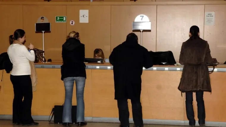 Nema više beskrajnih čekanja u redovima gruntovnice, odsad sve ide preko portala e-građani
