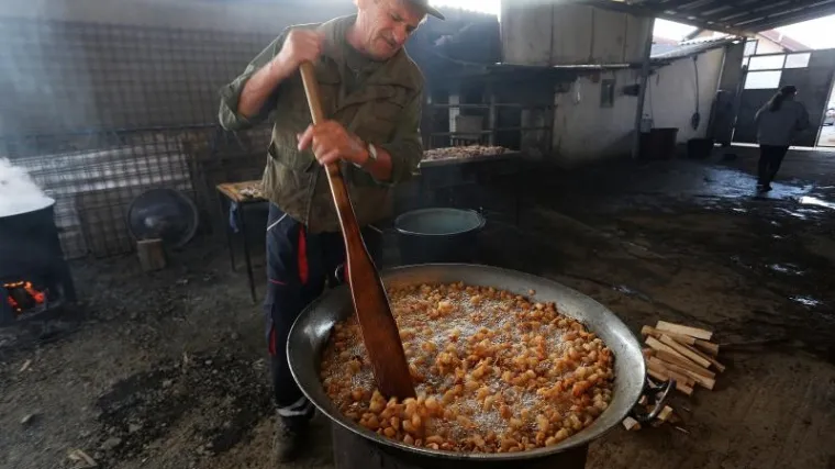 "Ispričavamo se unaprijed ljubiteljima životinja, ali klat ćemo svinju na klasičan način"