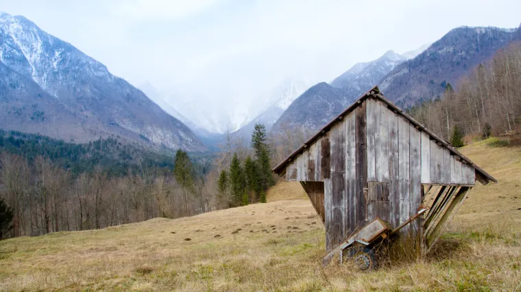 Slovenska skijališta uglavnom bez snijega